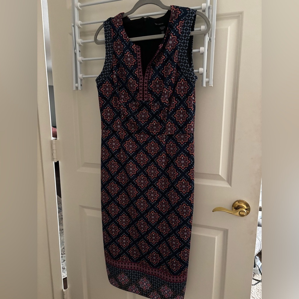 Elegant Navy and Pink Patterned Dress